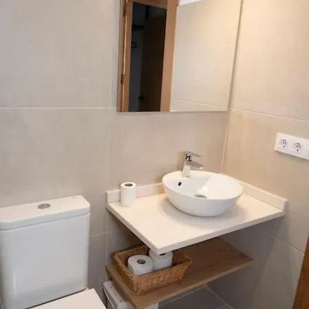 Villa Lighthouse Ii - New! Renovated With Sea Views And Free Wi-fi