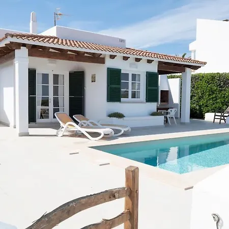 Lighthouse Ii - New! Renovated With Sea Views And Free Wi-fi *