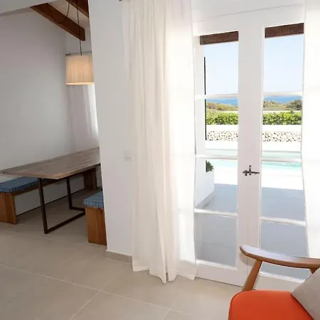 Lighthouse Ii - New! Renovated With Sea Views And Free Wi-fi *