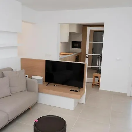 Villa Lighthouse Ii - New! Renovated With Sea Views And Free Wi-fi