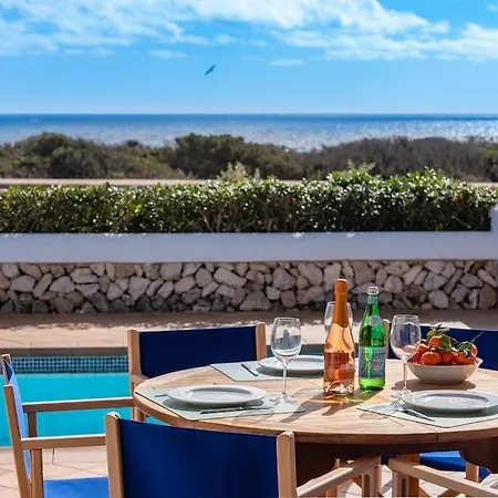Lighthouse Ii - New! Renovated With Sea Views And Free Wi-fi *