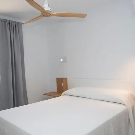 Lighthouse Ii - New! Renovated With Sea Views And Free Wi-fi Villa Cala en Bosch