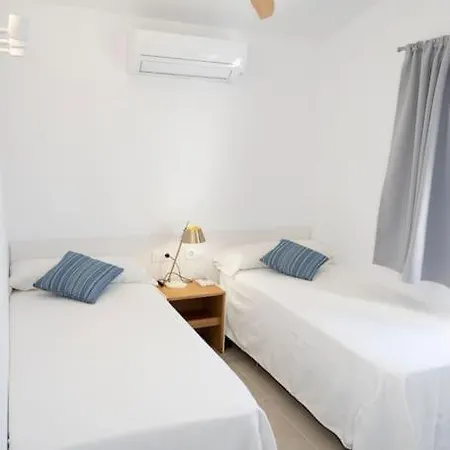 Lighthouse Ii - New! Renovated With Sea Views And Free Wi-fi Vila