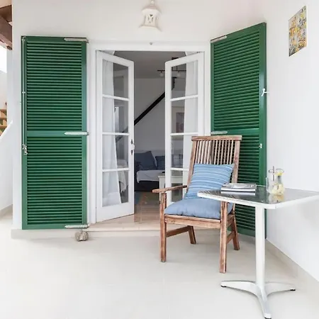 Lighthouse Ii - New! Renovated With Sea Views And Free Wi-fi Vila *